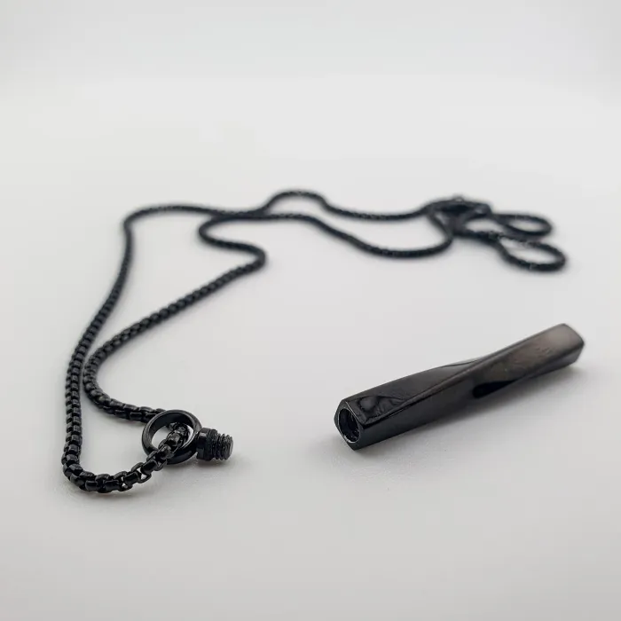 Ashanger met ketting - Mobius Bar - Zwart - Gedenksieraad - view 4