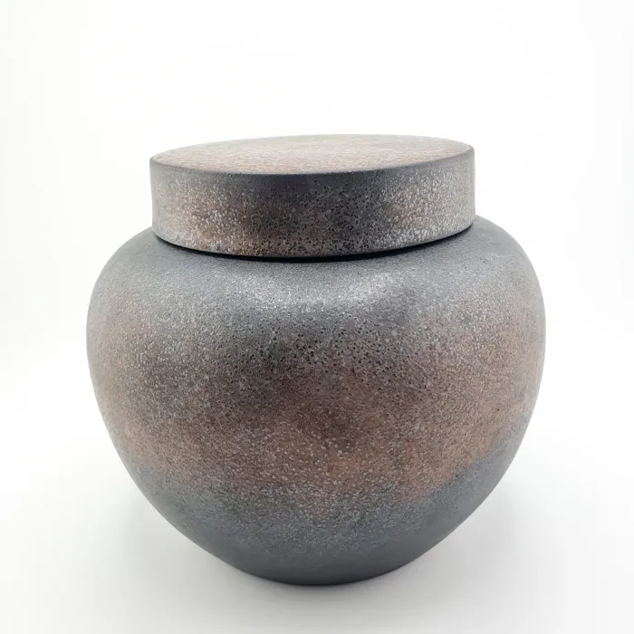 Keramieken Urn – Aardse Rust - Waardig Gedenkteken - view 1