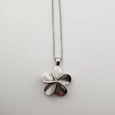 Gedenksieraad 'Klaverblad Ashanger - Gelukbrengend Herinneringssieraad met Vulset' - Draag uw Geliefde Dichtbij