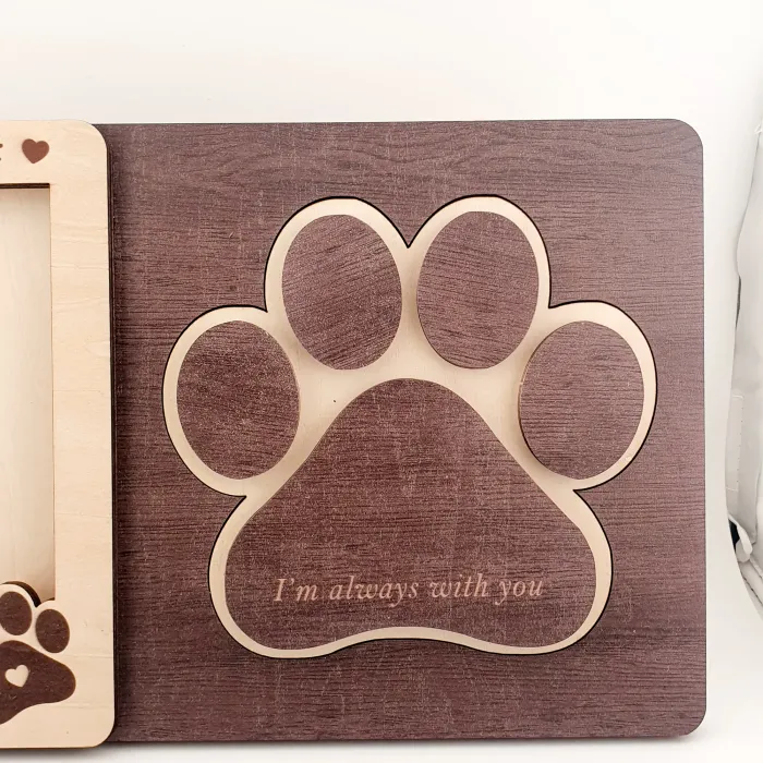 Houten Herinneringsfotolijst Huisdier – Pootafdruk Design ‘Forever in My Heart’ - Gedenksieraad - view 4