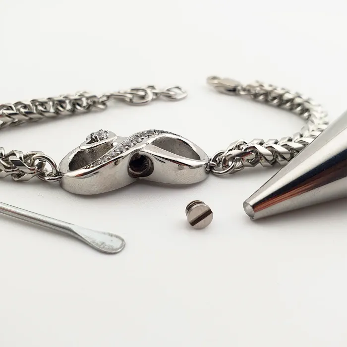 Crematie Sieraad Infinity Urn Armband Voor As | Zilverkleurig - Waardig Gedenkteken - view 3