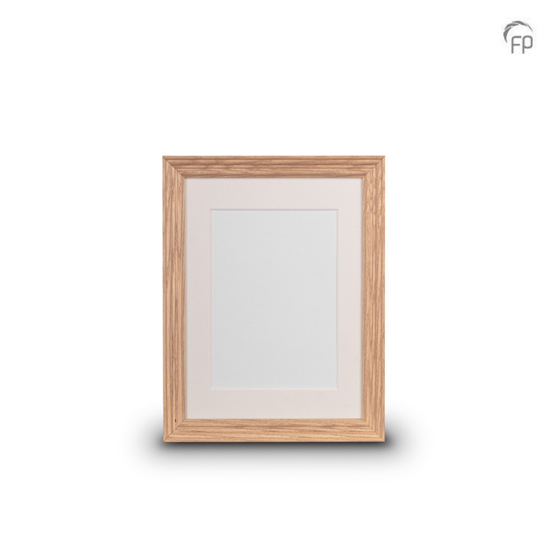 Houten fotolijst blank eiken — medium formaat (foto 18 × 24 cm) - view 1