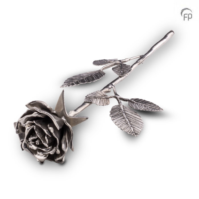 Zilvertinnen asbeeld Een roos in bloei — symbool van de liefde - view 1