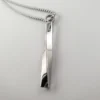 Ashanger met ketting - Mobius Bar - Zilverkleurig - Asketting
